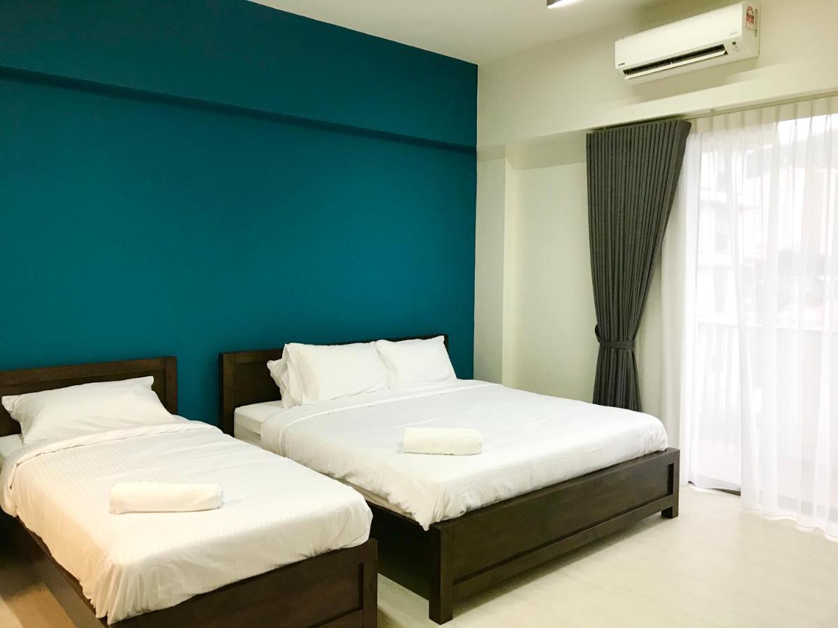 By The Beach - Luxury 2 Bedrooms Family Suite Бату-Ферринги Экстерьер фото